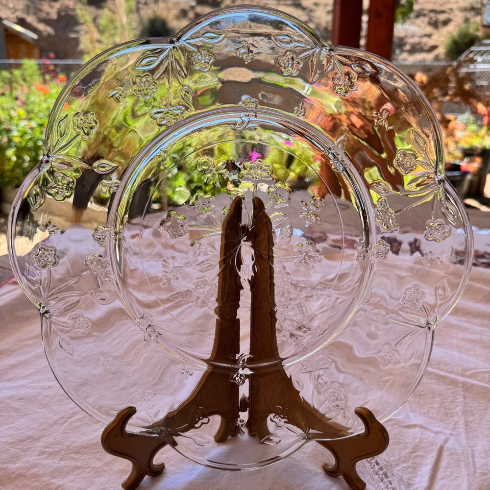 Anchor Hocking Savannah Clear 12" Cake Torte Serving Platter Floral Glass Vtg